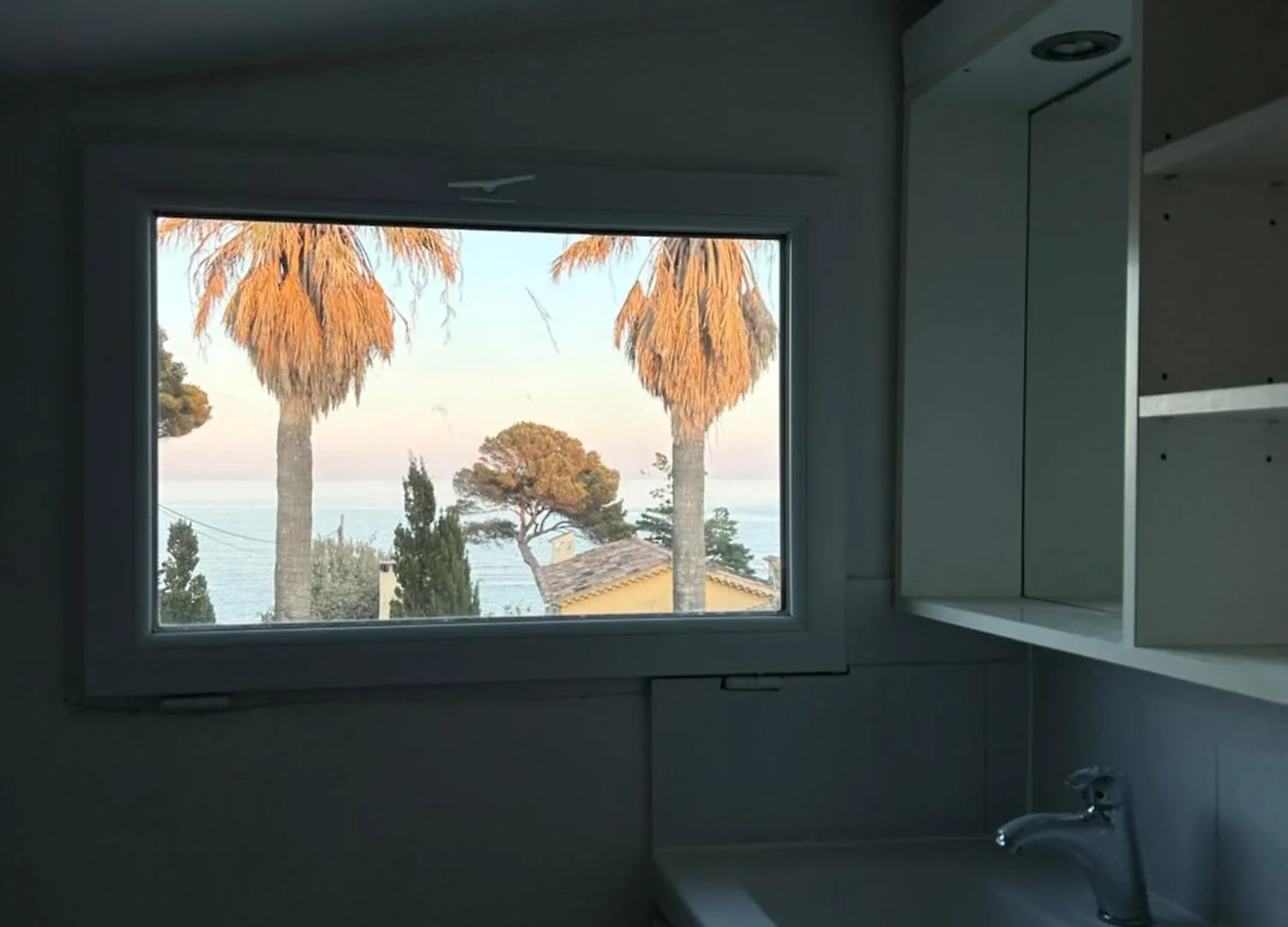 Hotel L'Escale Au Soleil 생타굴프 2*,